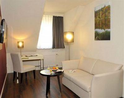 фото отеля Ringhotel Goldener Knopf