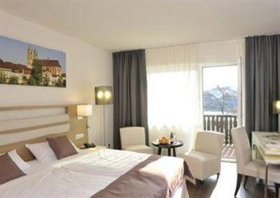 фото отеля Ringhotel Goldener Knopf