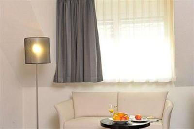 фото отеля Ringhotel Goldener Knopf