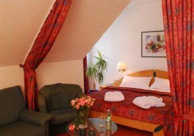 фото отеля Ringhotel Goldener Knopf