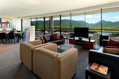 фото отеля Hilton Cairns