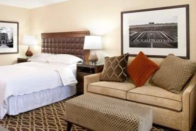 фото отеля Sheraton Ann Arbor Hotel