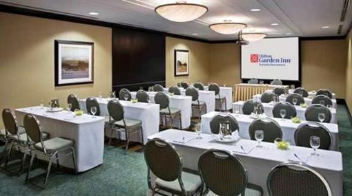 фото отеля Hilton Garden Inn Toronto Downtown