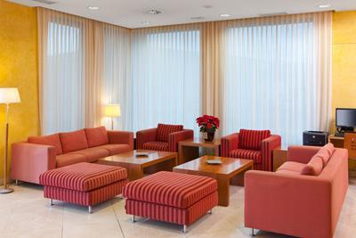 фото отеля NH Santander Parayas