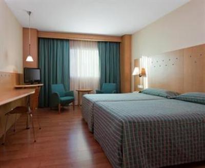 фото отеля NH Santander Parayas