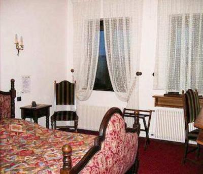 фото отеля Hostellerie Belle Vue