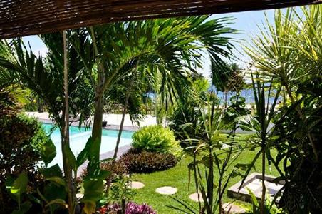 фото отеля La Pernela Beachfront Resort