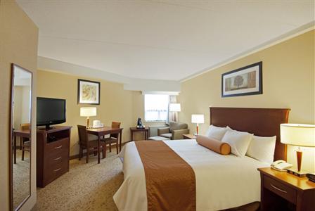 фото отеля Best Western Plus Kitchener Hotel