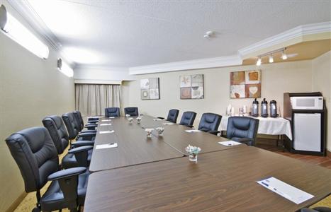 фото отеля Best Western Plus Kitchener Hotel