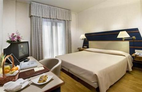 фото отеля Cruiser Congress Hotel