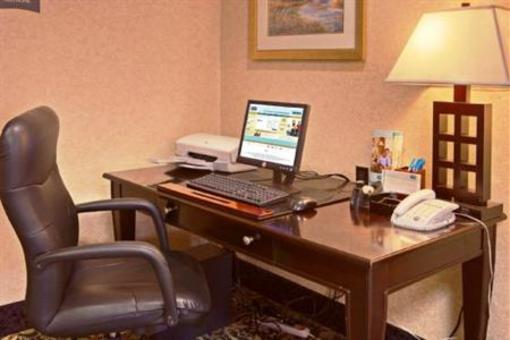 фото отеля Staybridge Suites Lubbock