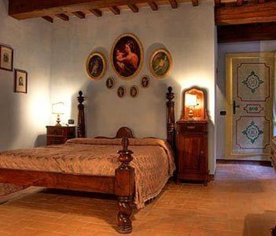 фото отеля Castello di Petroia Hotel Gubbio