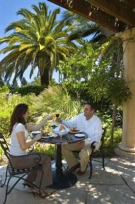 фото отеля Doubletree Hotel Sonoma Wine Country