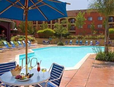 фото отеля Doubletree Hotel Sonoma Wine Country