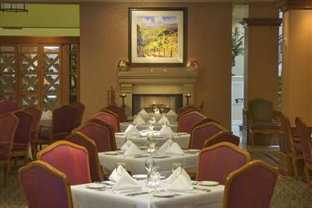 фото отеля Doubletree Hotel Sonoma Wine Country