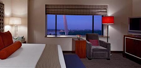 фото отеля Hyatt Regency St. Louis at The Arch