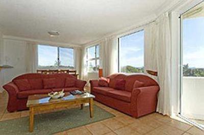 фото отеля Kirra Beach Apartments