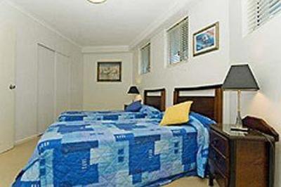фото отеля Kirra Beach Apartments