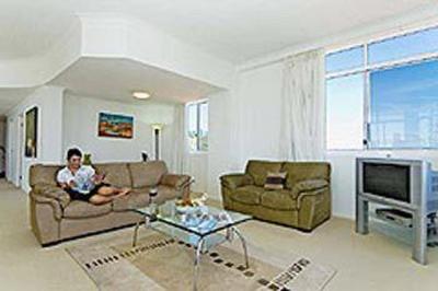 фото отеля Kirra Beach Apartments