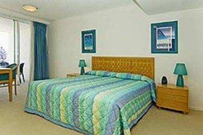 фото отеля Kirra Beach Apartments