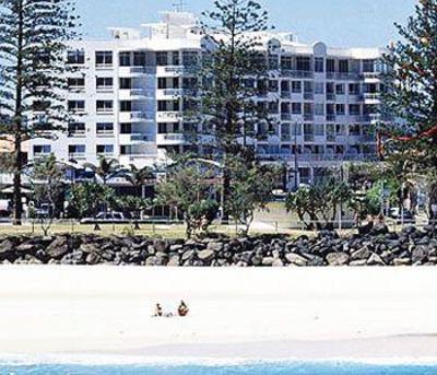 фото отеля Kirra Beach Apartments