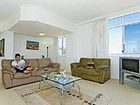 фото отеля Kirra Beach Apartments