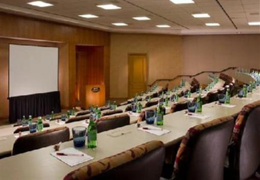 фото отеля Marriott Legacy Town Center Hotel