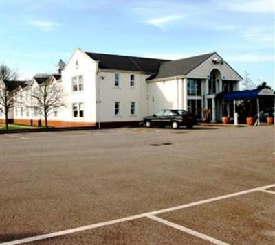 фото отеля Holiday Inn Garden Court Aylesbury