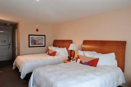 фото отеля Hilton Garden Inn Oxnard/Camarillo