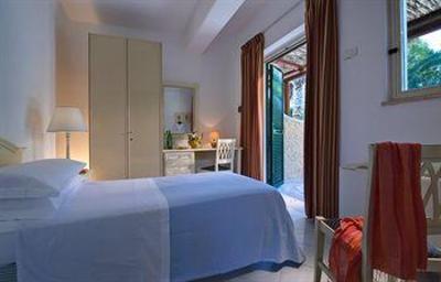 фото отеля Albergo Parco Delle Agavi