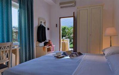 фото отеля Albergo Parco Delle Agavi