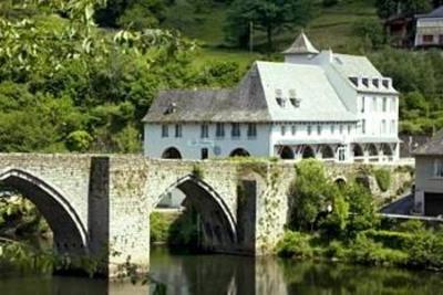 фото отеля Hotel La Riviere Entraygues-sur-Truyere