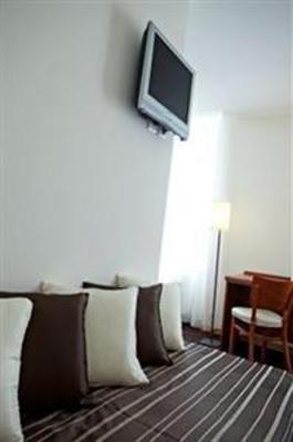 фото отеля Hotel La Riviere Entraygues-sur-Truyere