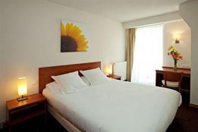 фото отеля Hotel La Riviere Entraygues-sur-Truyere