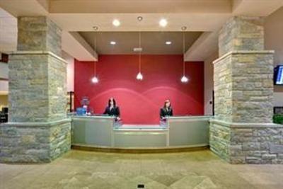 фото отеля Crowne Plaza Hotel Airport Milwaukee