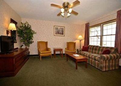 фото отеля Comfort Inn & Suites Branson Meadows