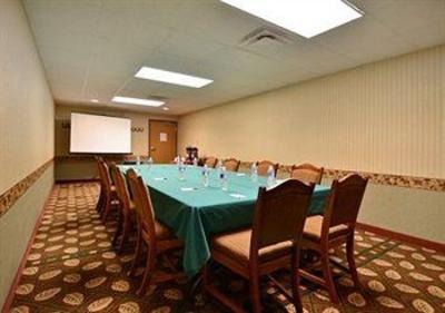 фото отеля Comfort Inn & Suites Branson Meadows