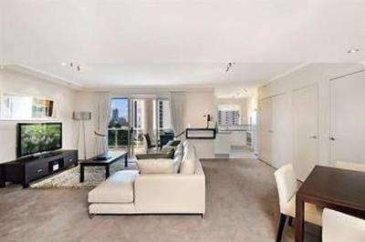 фото отеля Oscar On Main Resort Gold Coast