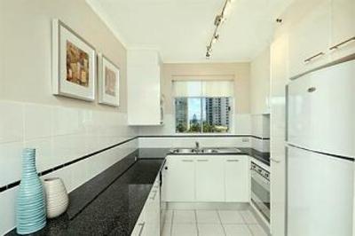 фото отеля Oscar On Main Resort Gold Coast