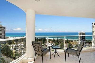 фото отеля Oscar On Main Resort Gold Coast