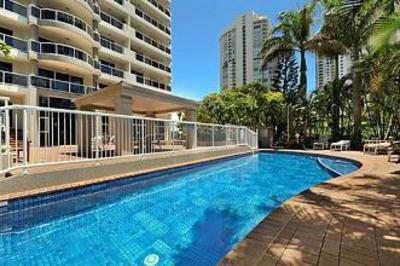 фото отеля Oscar On Main Resort Gold Coast