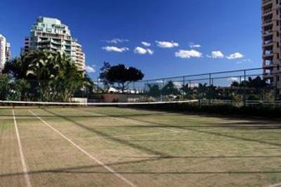 фото отеля Oscar On Main Resort Gold Coast