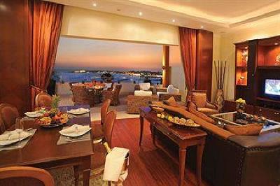 фото отеля Alexander The Great Beach Hotel Paphos
