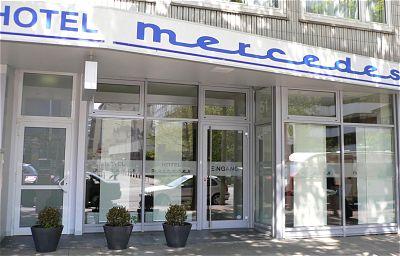 фото отеля Mercedes