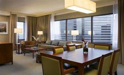 фото отеля Westin Chicago Northwest