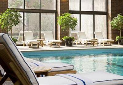 фото отеля Westin Chicago Northwest