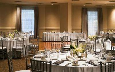 фото отеля Westin Chicago Northwest