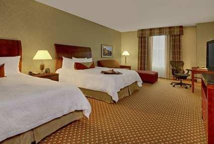 фото отеля Hilton Garden Inn Ottawa Airport