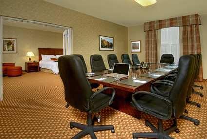 фото отеля Hilton Garden Inn Ottawa Airport