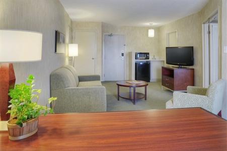фото отеля Quality Suites Whitby (Canada)